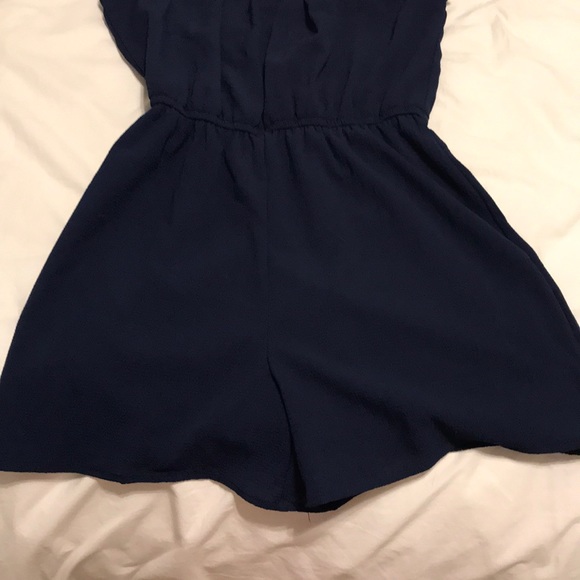 Navy romper - Picture 3 of 4